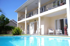 Гостиница Mandalay Guest House Plettenberg Bay  Плеттенберг Бей